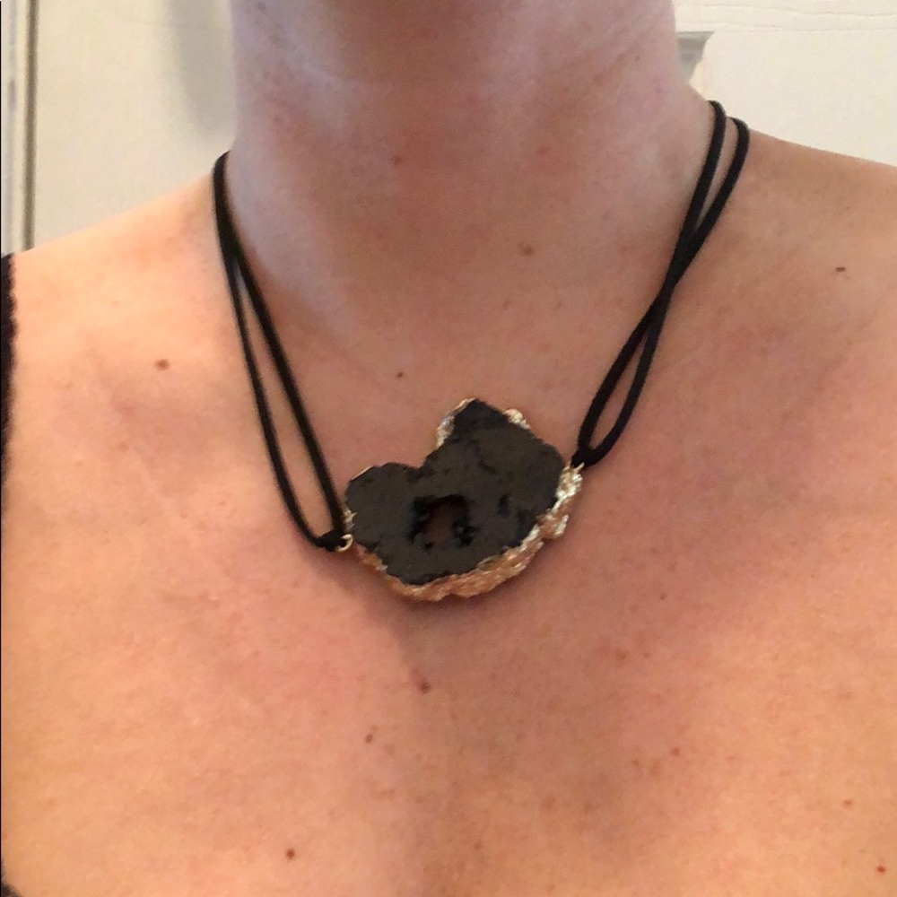 Necklace. - Picture 2 of 8